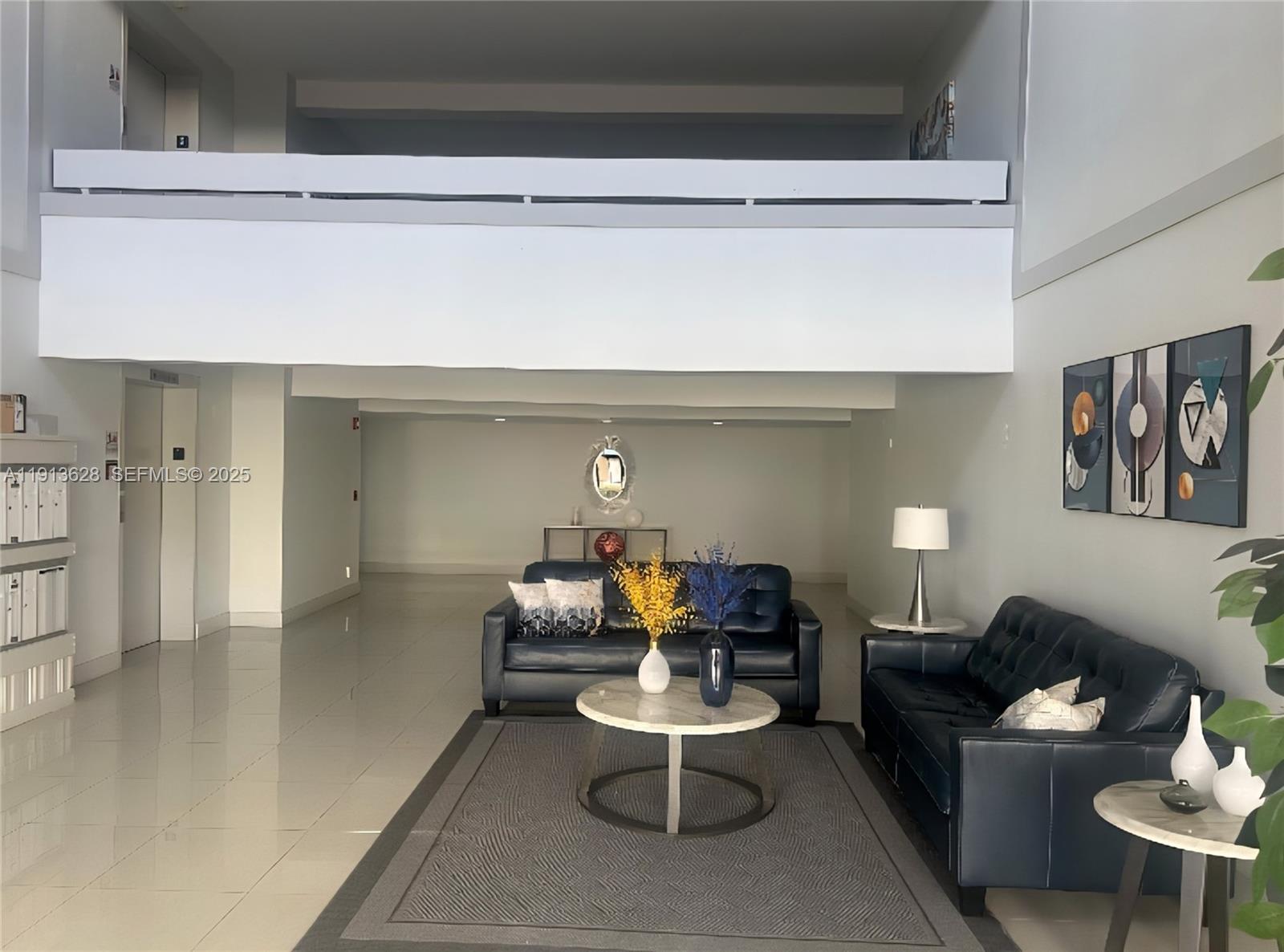 BUILDING FIVE OF RACQUET - Residential Lease