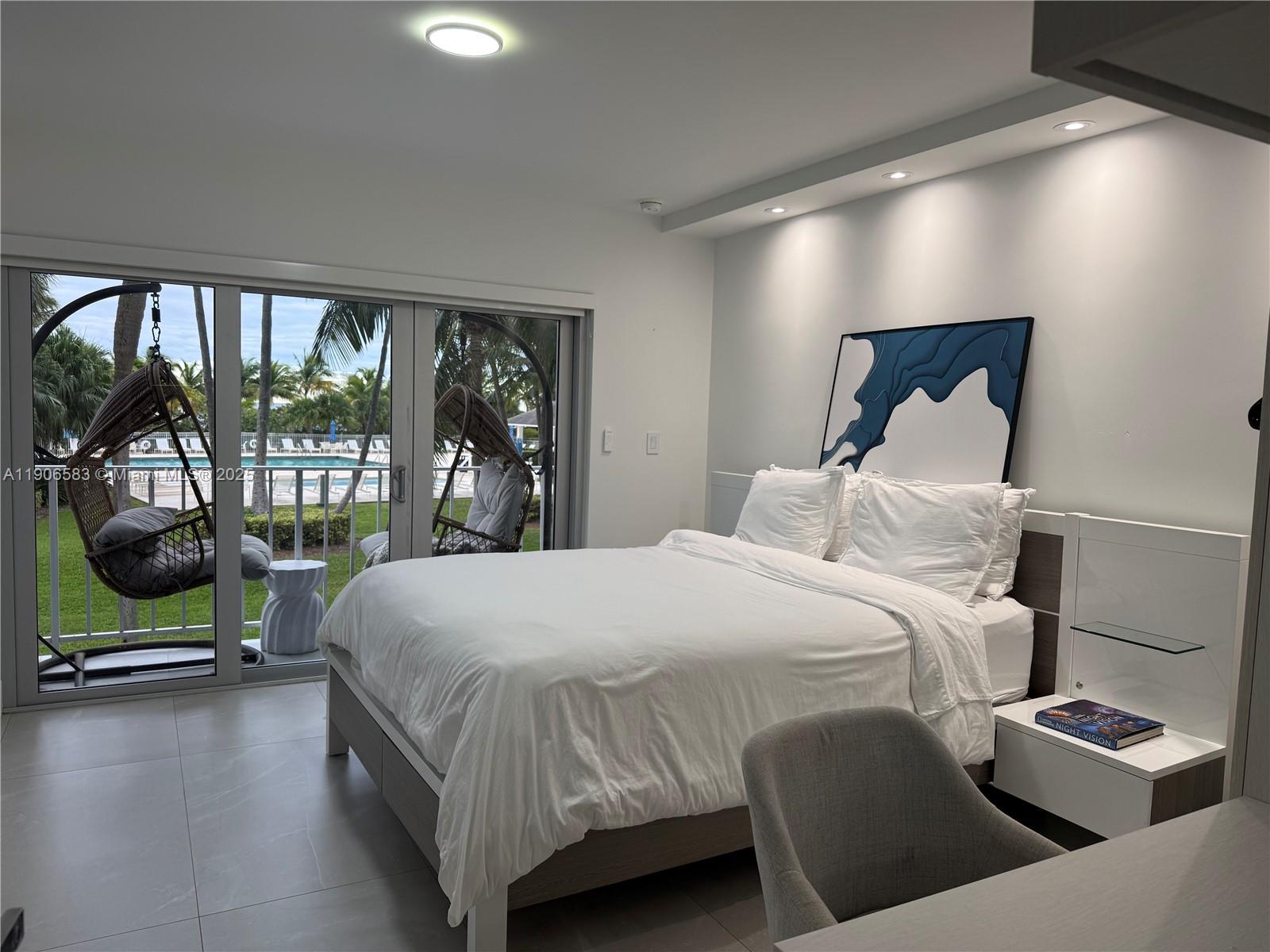 CASA DEL MAR CONDO - Residential Lease