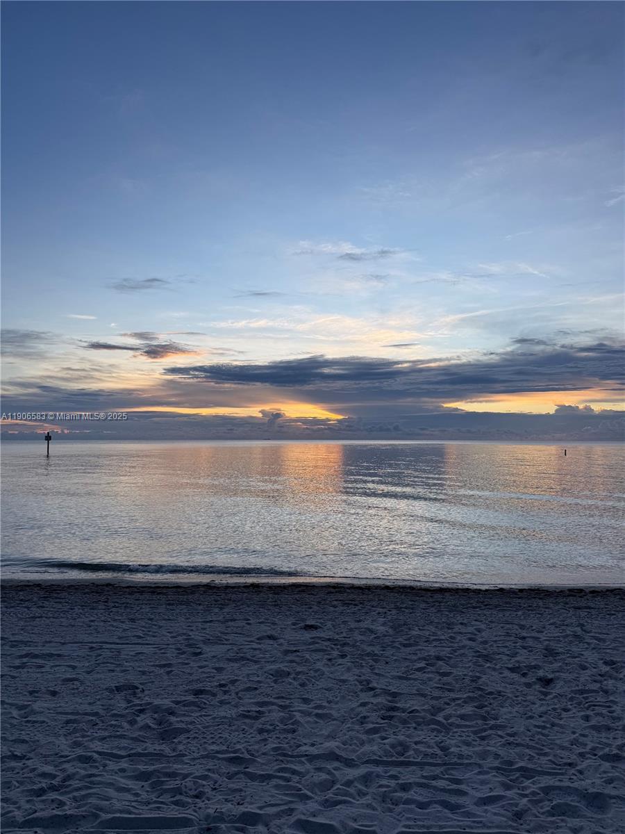 CASA DEL MAR CONDO - Residential Lease