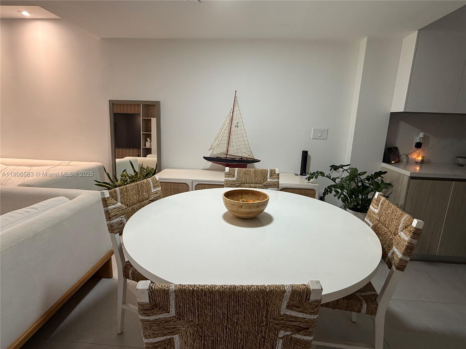 CASA DEL MAR CONDO - Residential Lease