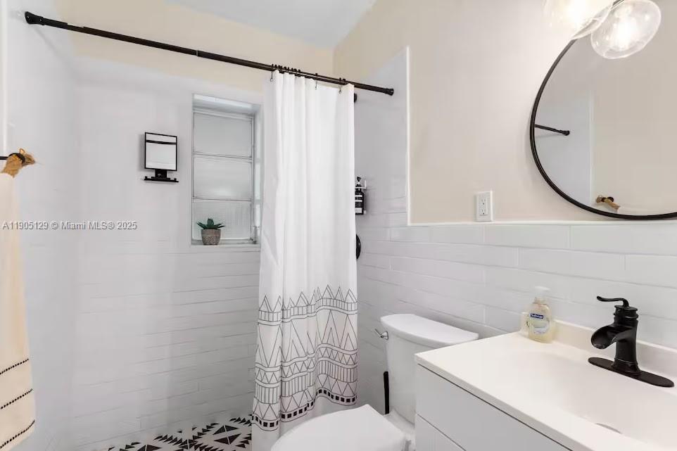 SHORES ESTATES - Residential