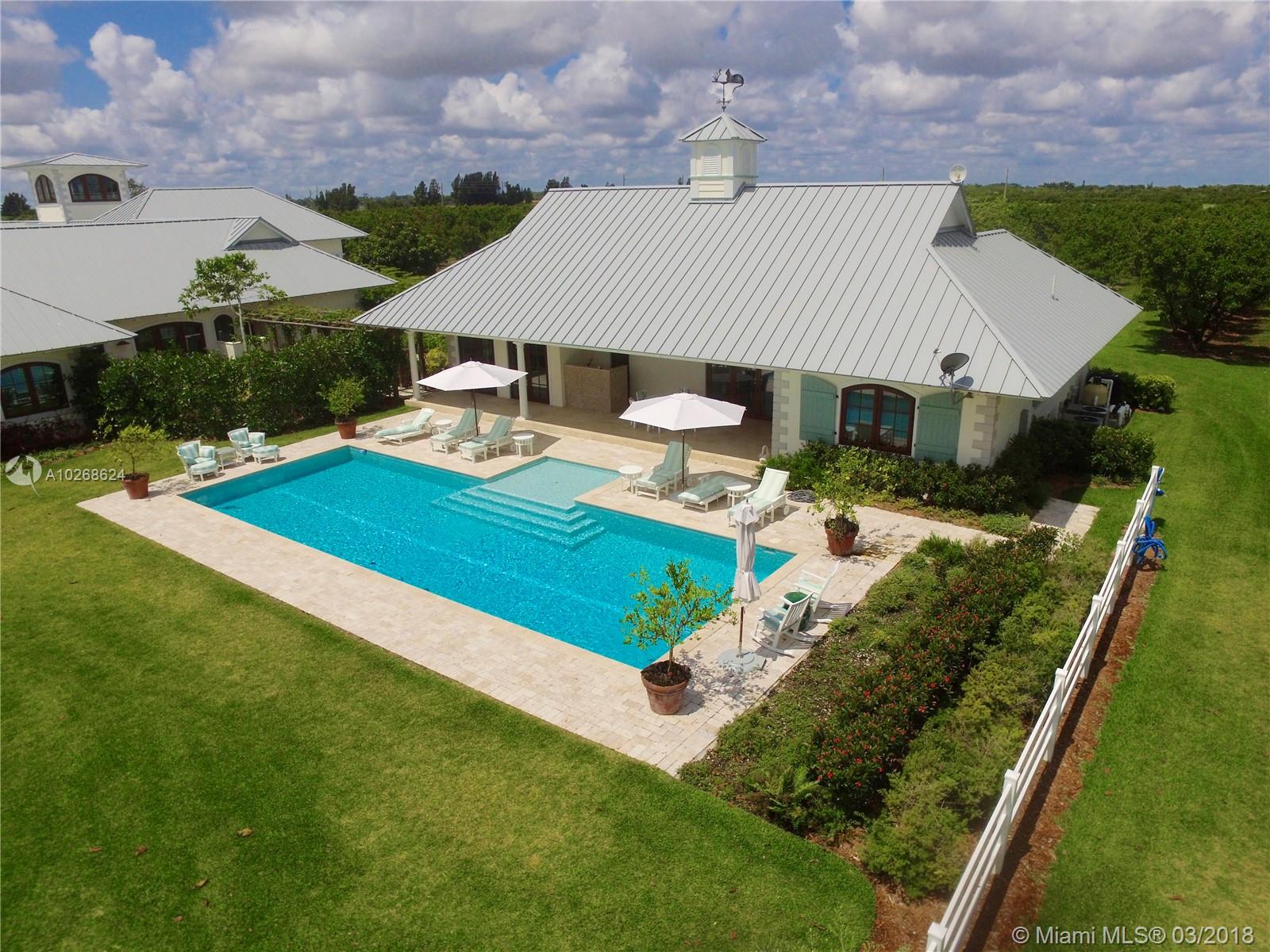 Redland Multi Folio 25 AC - Residential