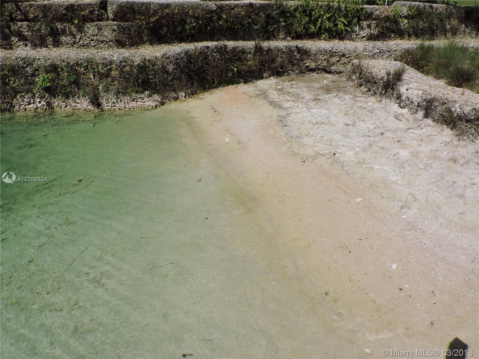 Redland Multi Folio 25 AC - Residential