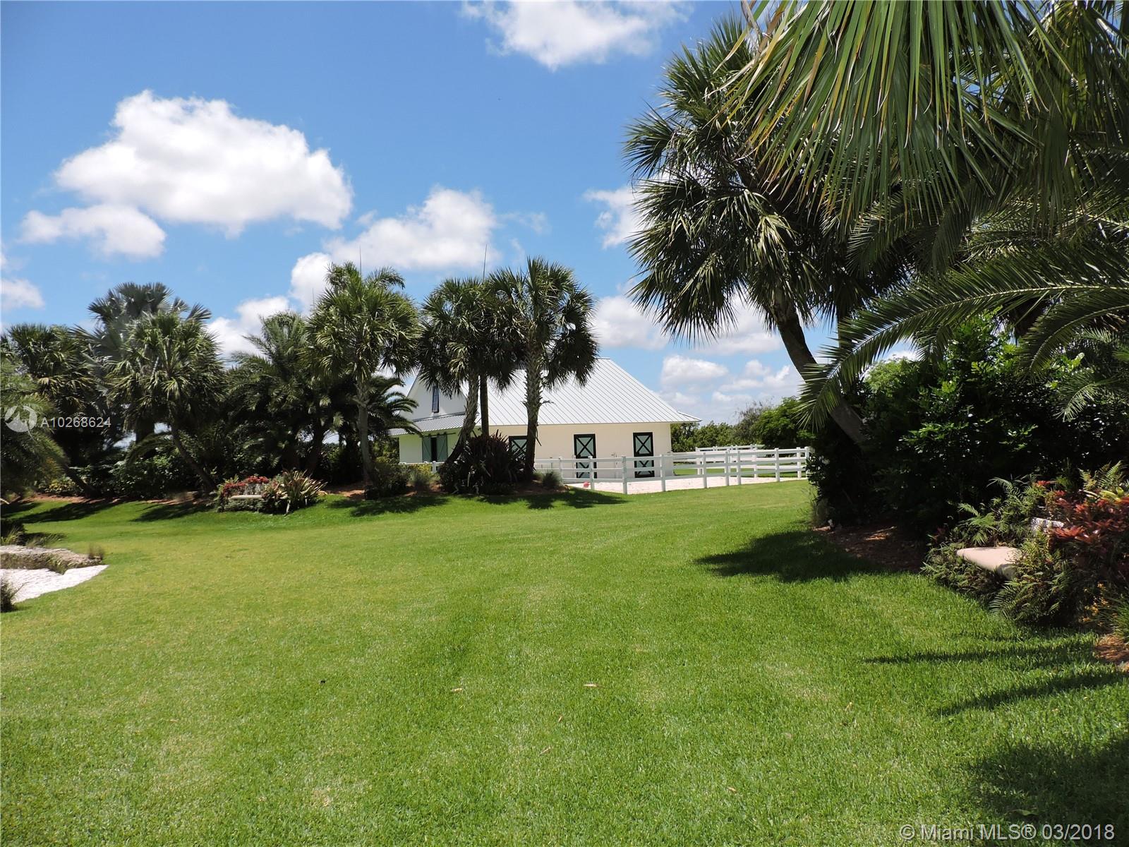 Redland Multi Folio 25 AC - Residential