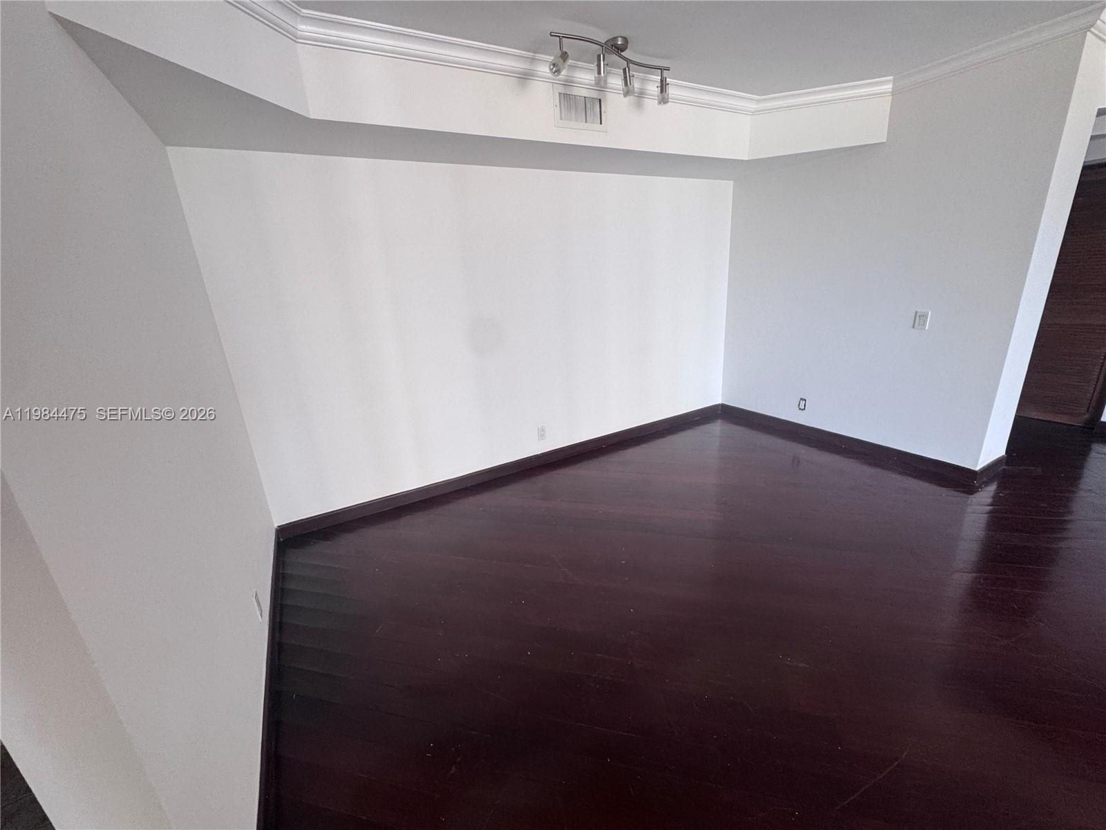 PORTSVIEW @ THE WATERWAYS - Residential Lease