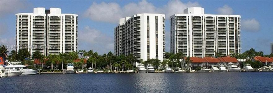 Spacious 2-bedroom, 2-bath condo in the desirable Portsview at the Waterways in Aventura. This Unit 1002 offers 1,154 SF of living area in a well-located full-service condo community. Excellent Aventura location near shopping, dining, parks, marinas, and major roads.