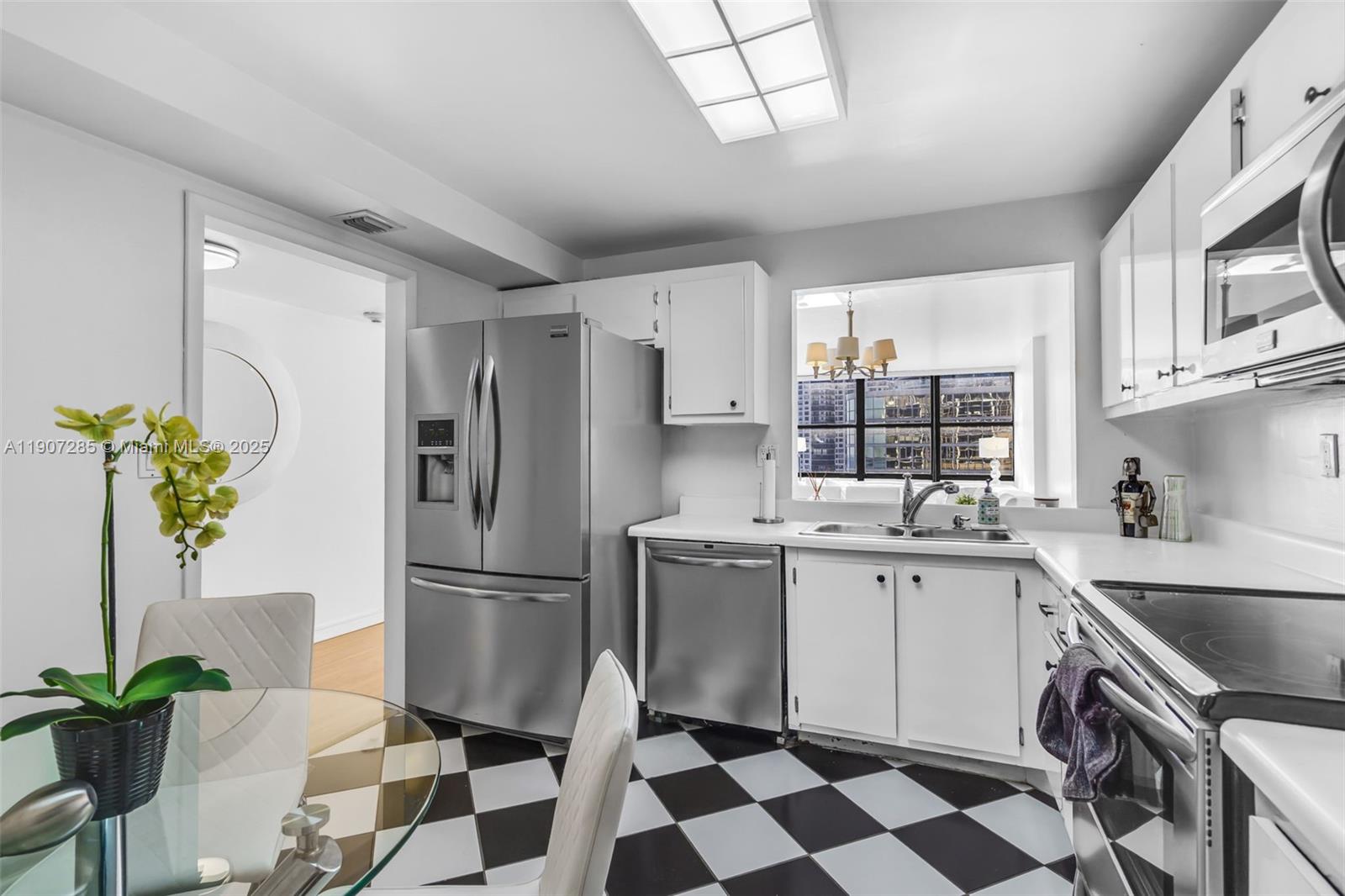 BRICKELL PLACE PHASE II C - Residential