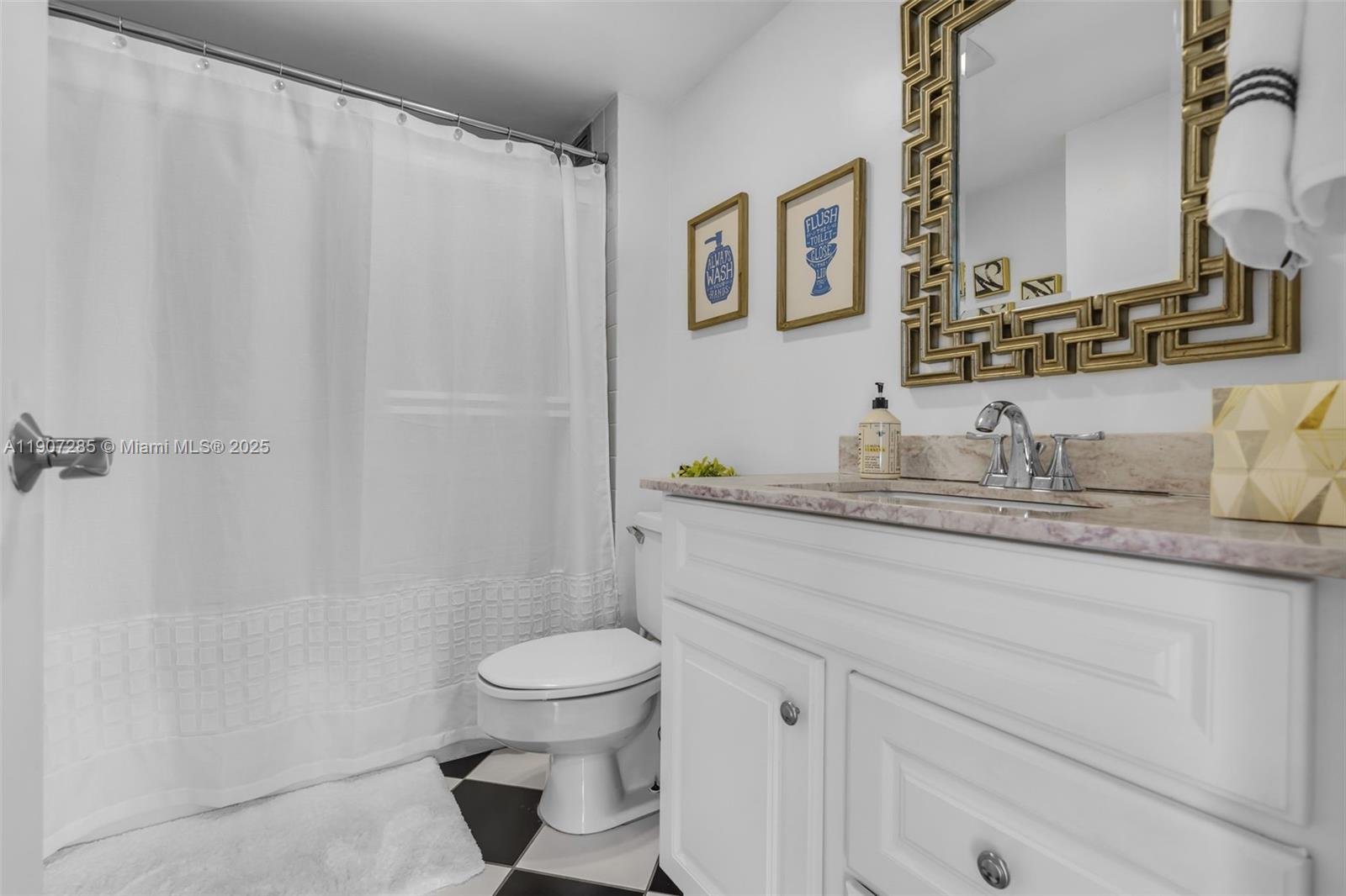 BRICKELL PLACE PHASE II C - Residential