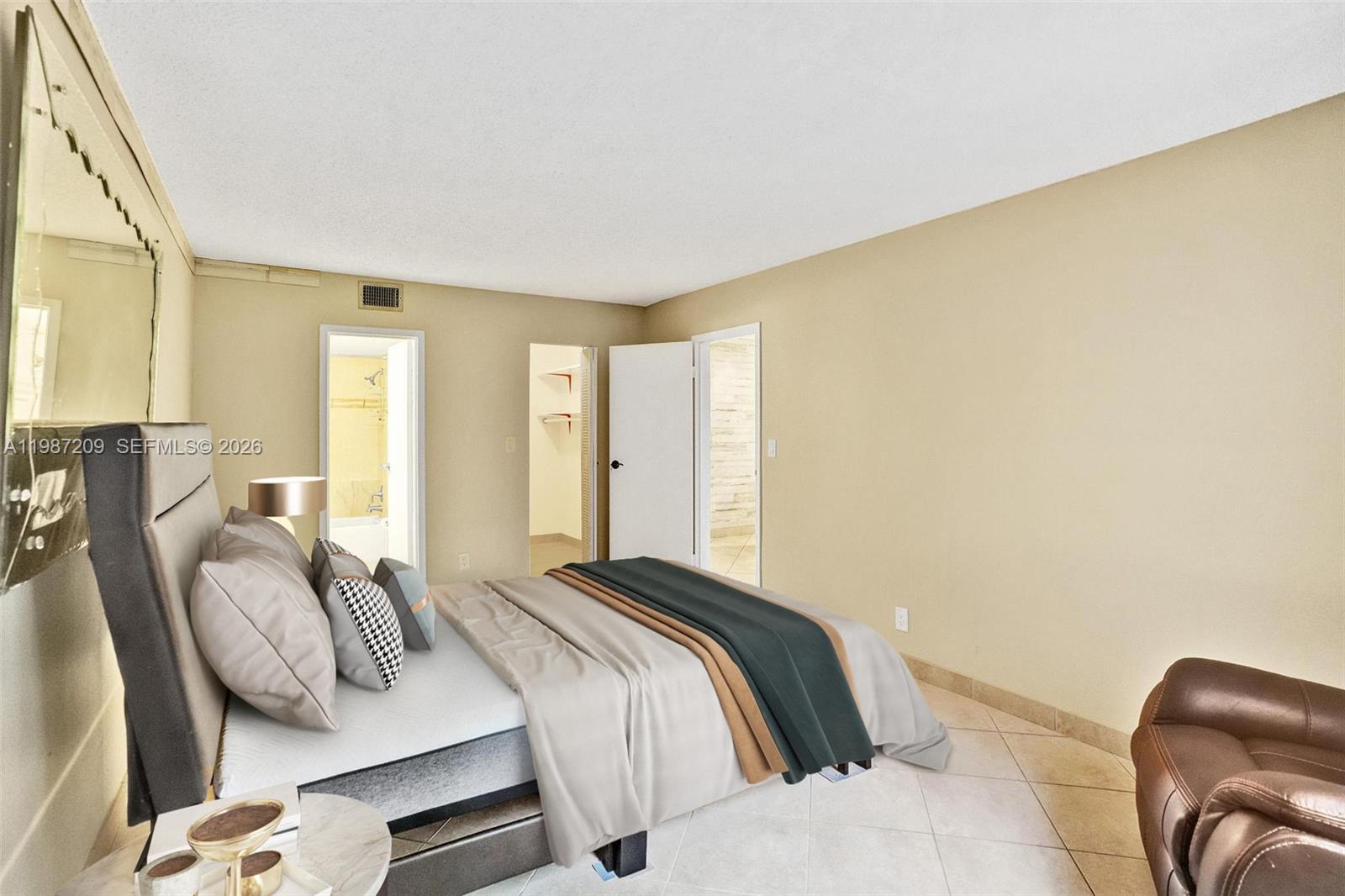 SANDS POINT CONDOMINIUM V - Residential Lease