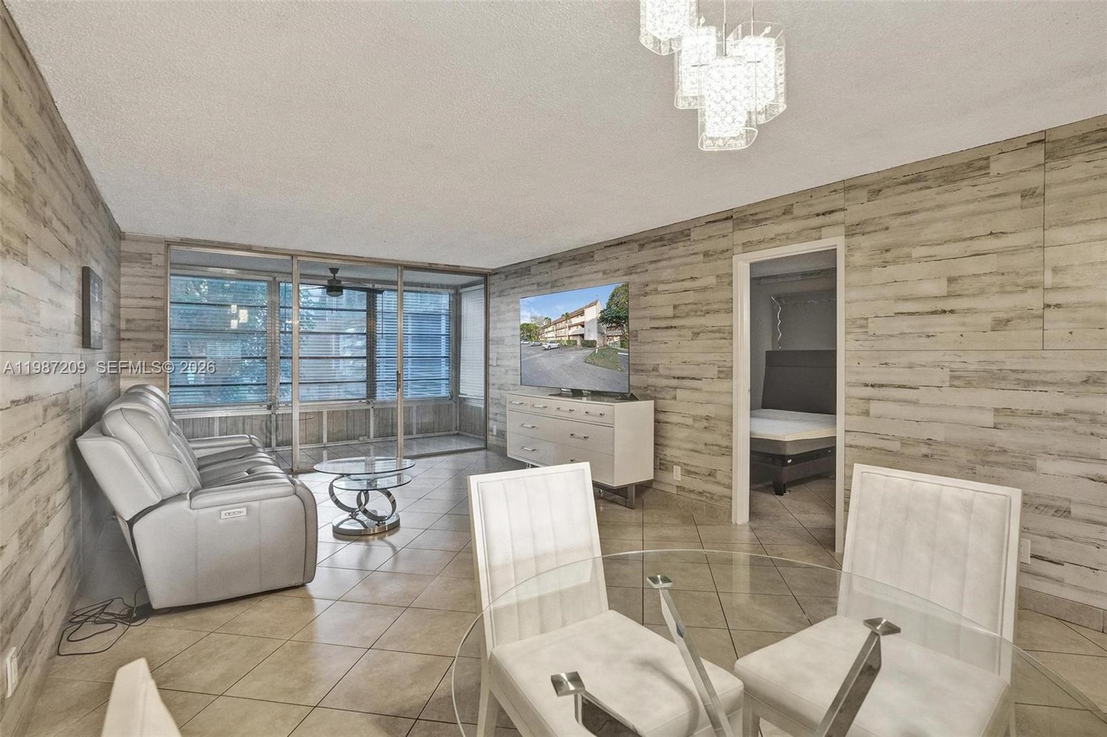 SANDS POINT CONDOMINIUM V - Residential Lease