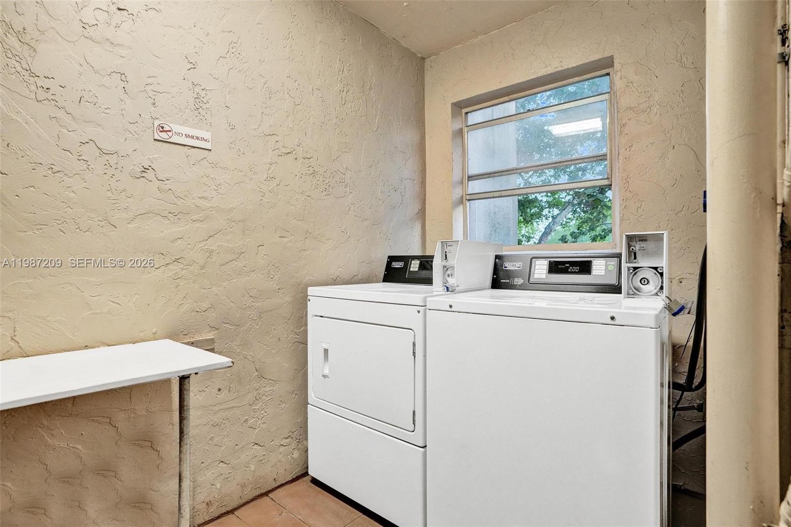 SANDS POINT CONDOMINIUM V - Residential Lease