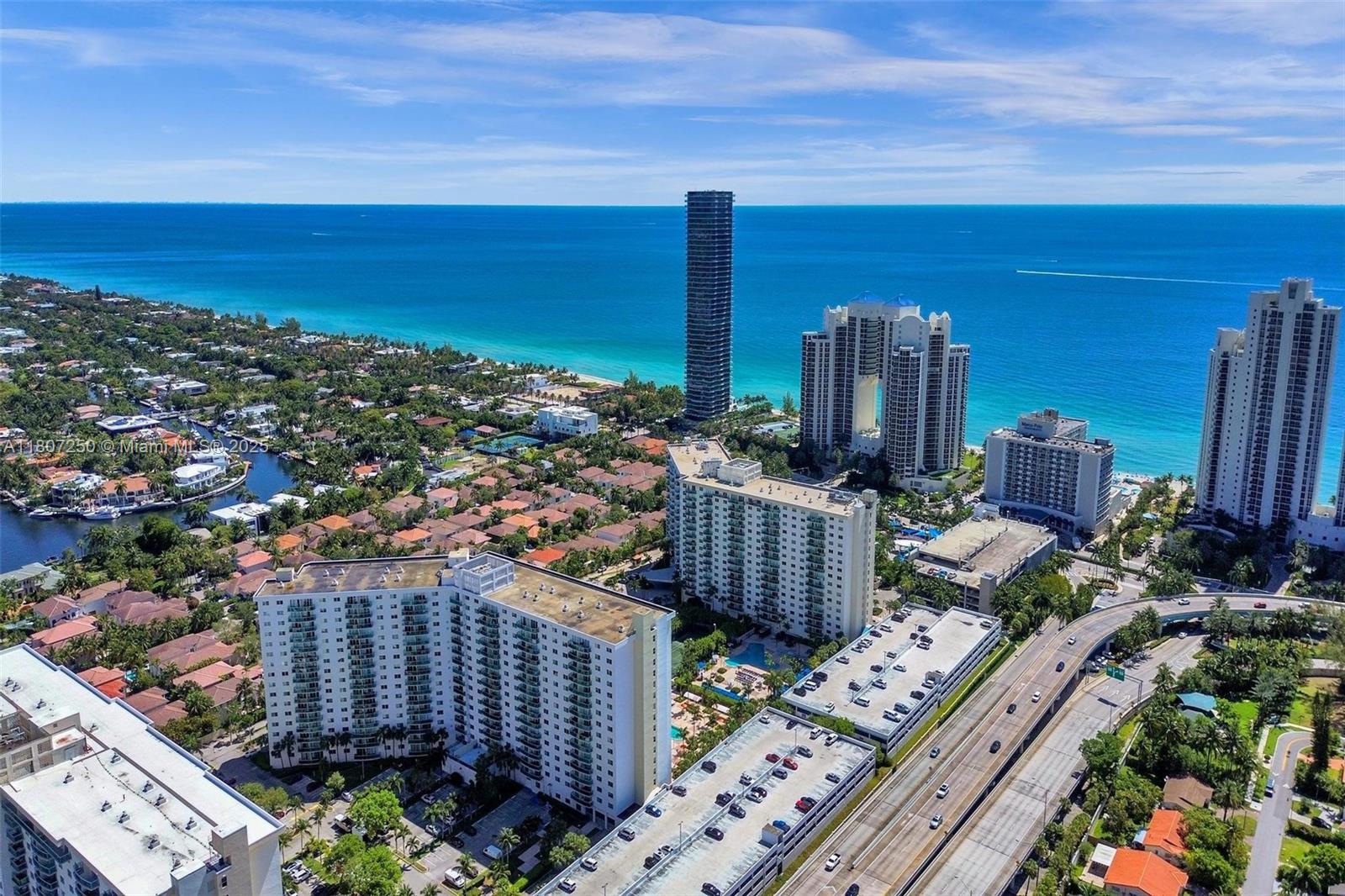 19380 Collins Ave 718
