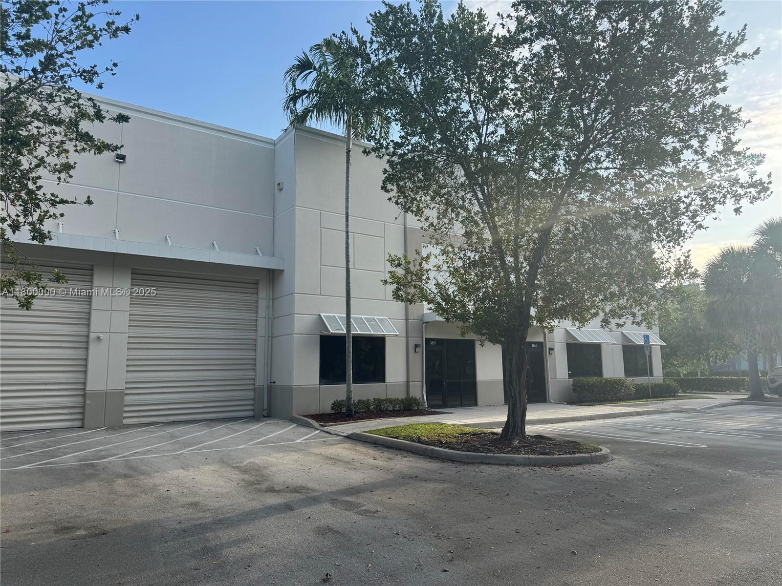 Property for Sale at 3851 Nw 124th Ave, Coral Springs, Broward County, Florida - Bedrooms: 10 
Bathrooms: 4  - $1,850,000