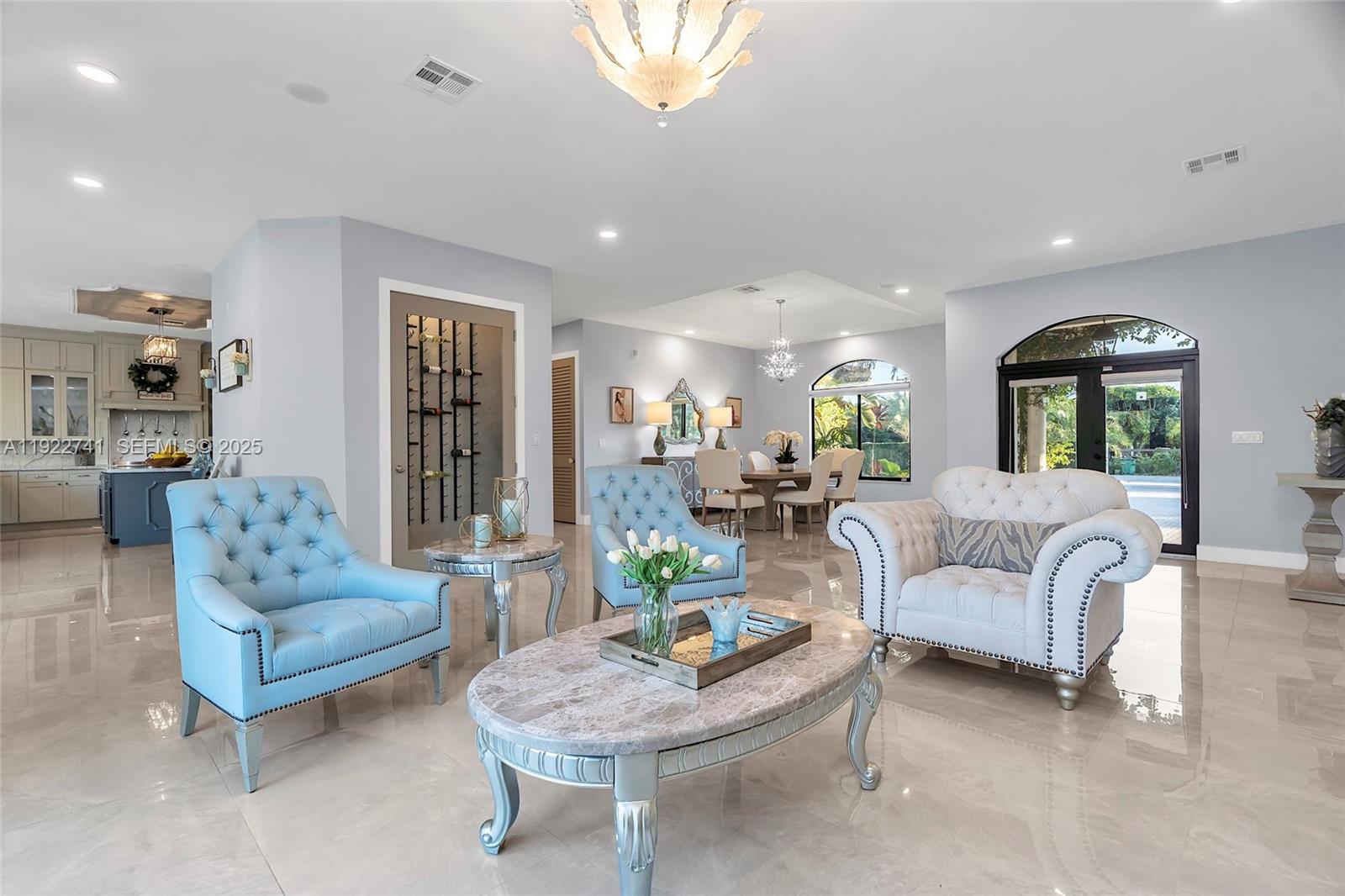 SILVER PALM CITY - Residential