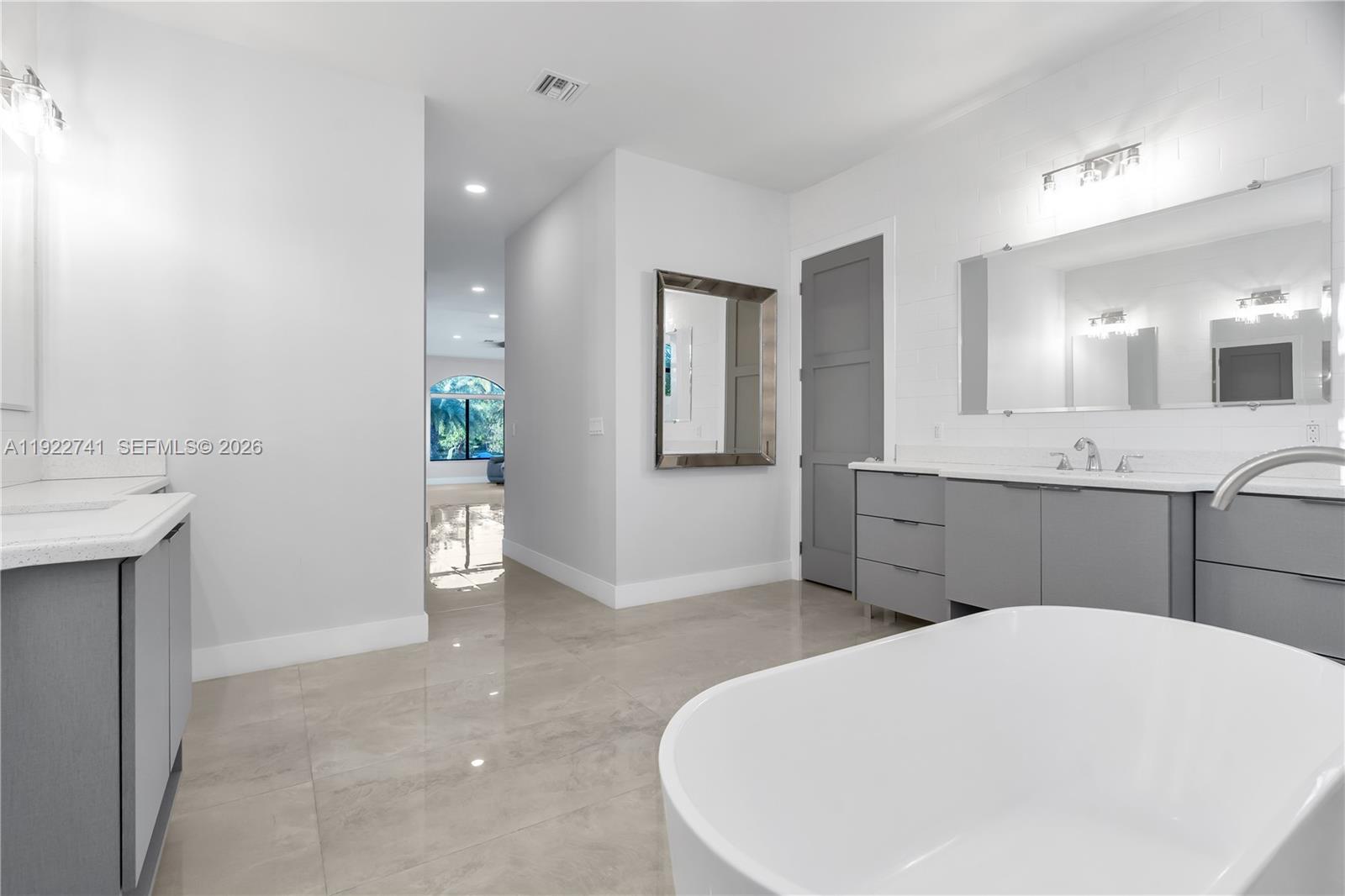 SILVER PALM CITY - Residential