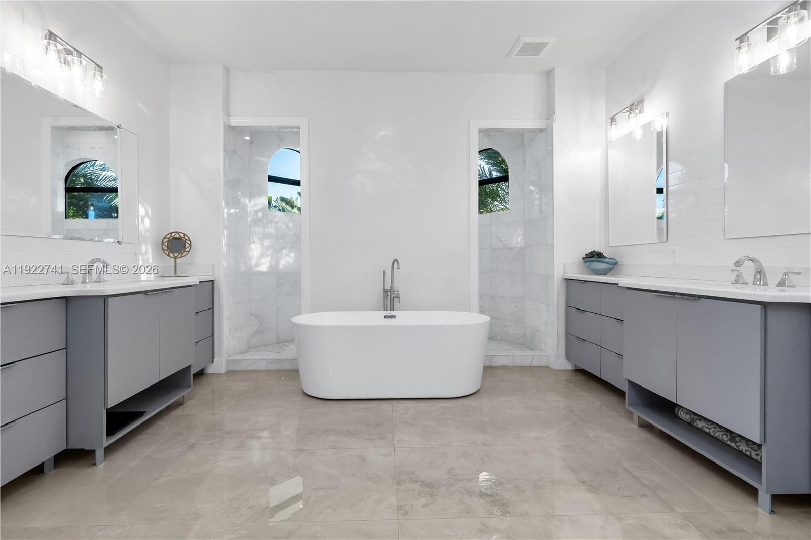 SILVER PALM CITY - Residential