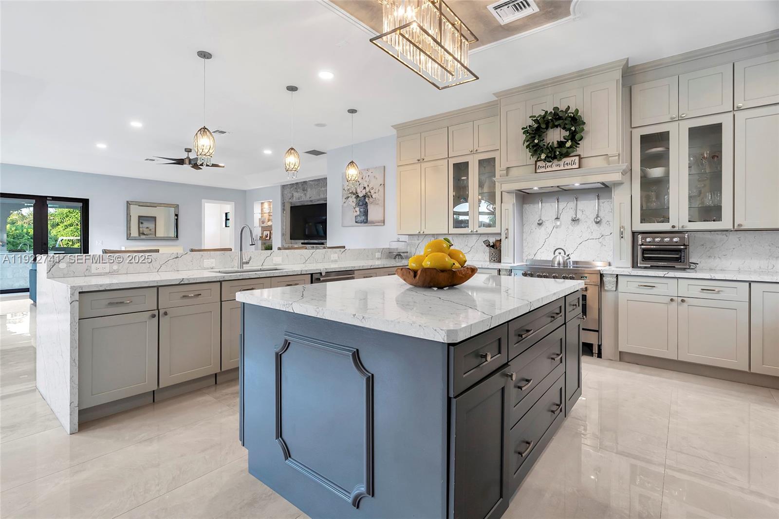 SILVER PALM CITY - Residential