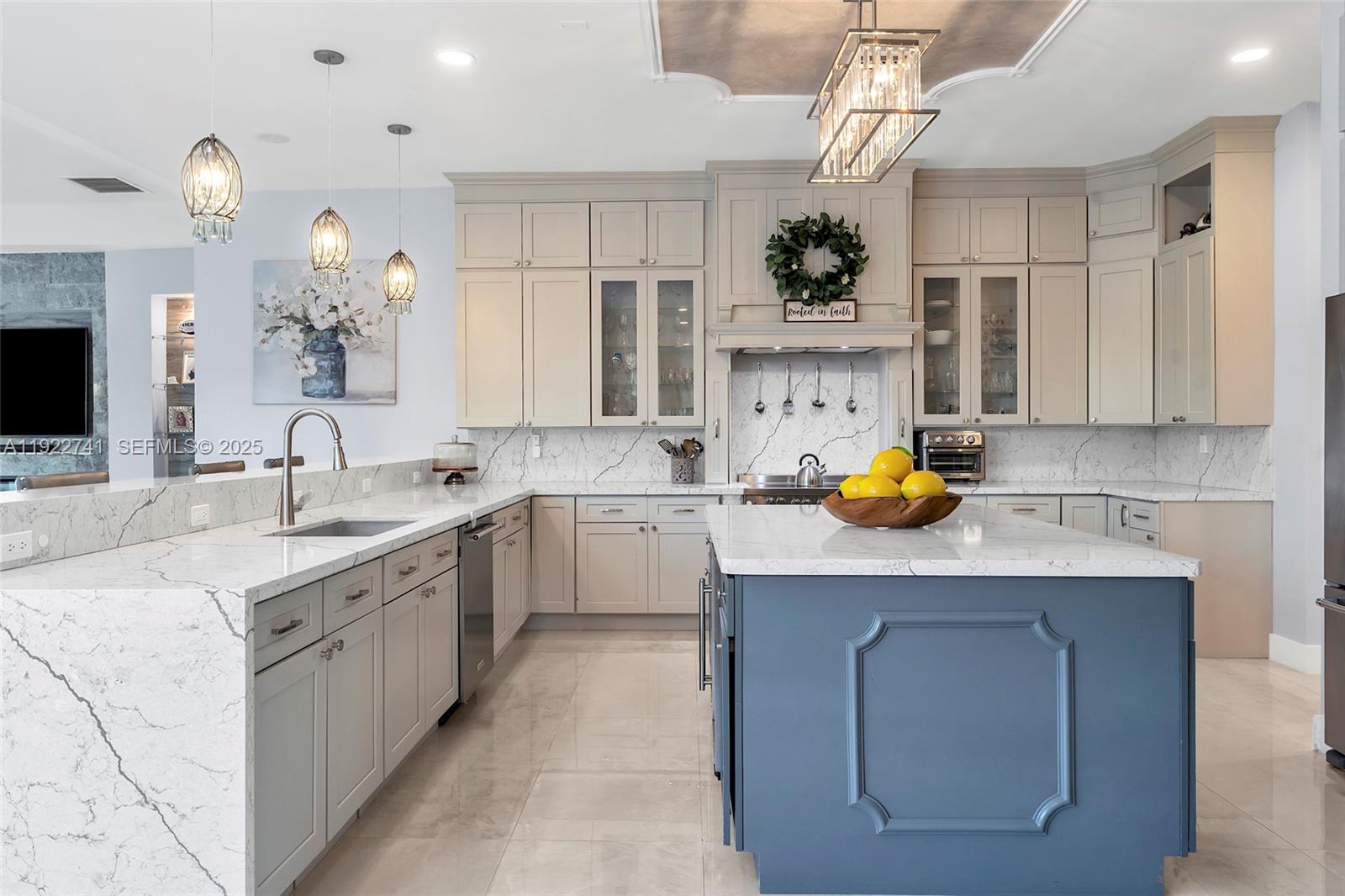 SILVER PALM CITY - Residential