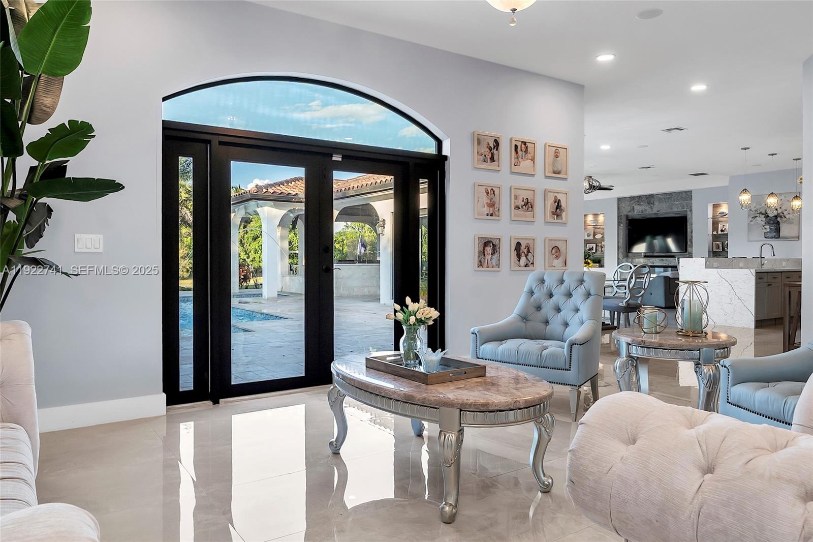 SILVER PALM CITY - Residential