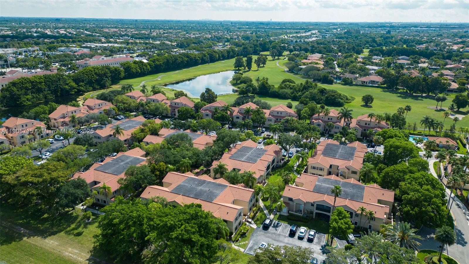 LAS VERDES CONDO - Residential