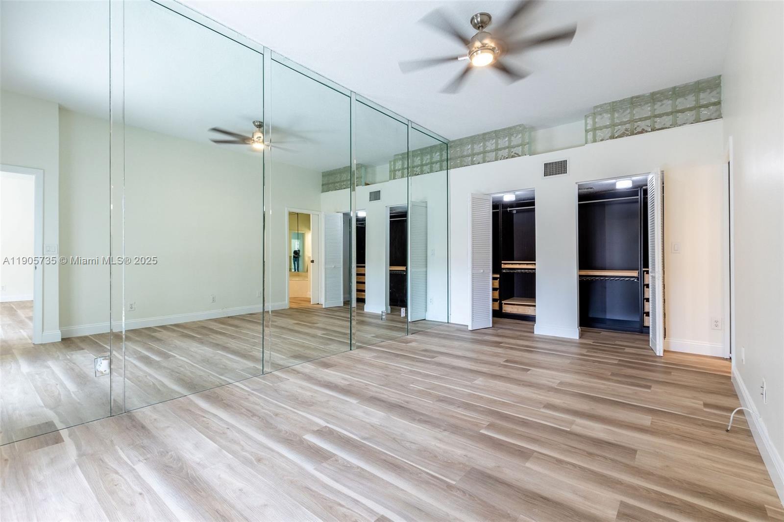 LAS VERDES CONDO - Residential