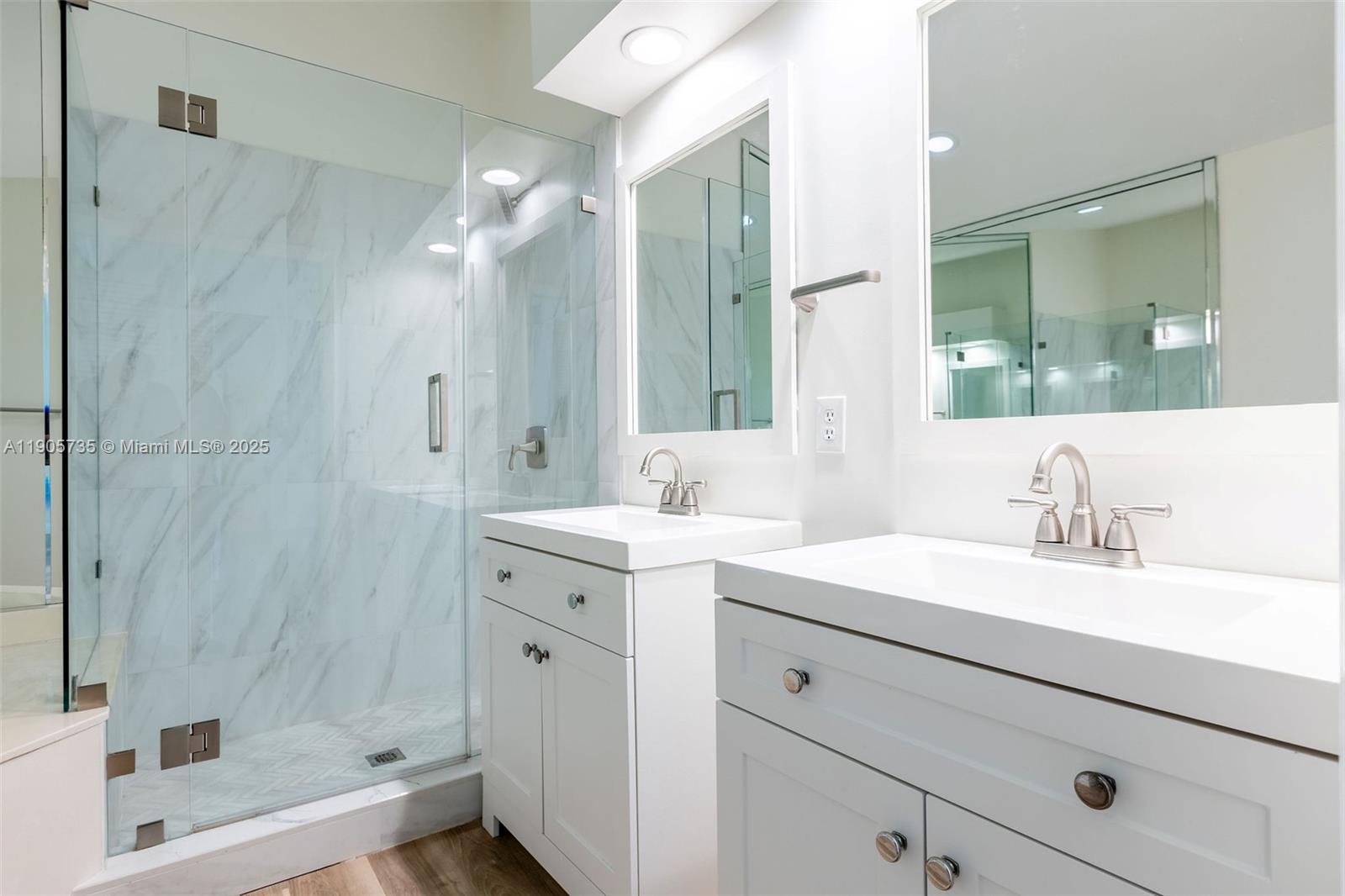 LAS VERDES CONDO - Residential