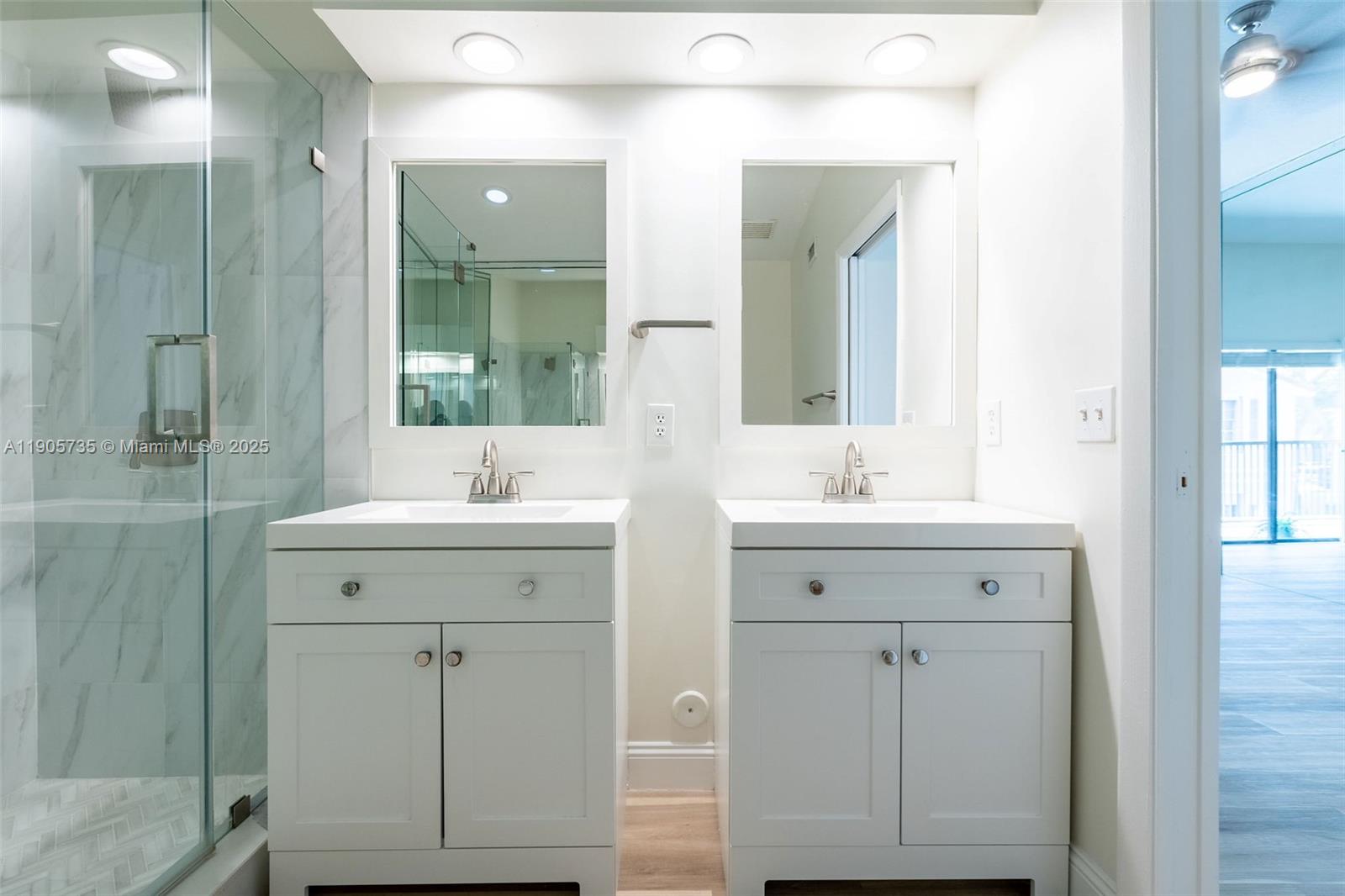 LAS VERDES CONDO - Residential