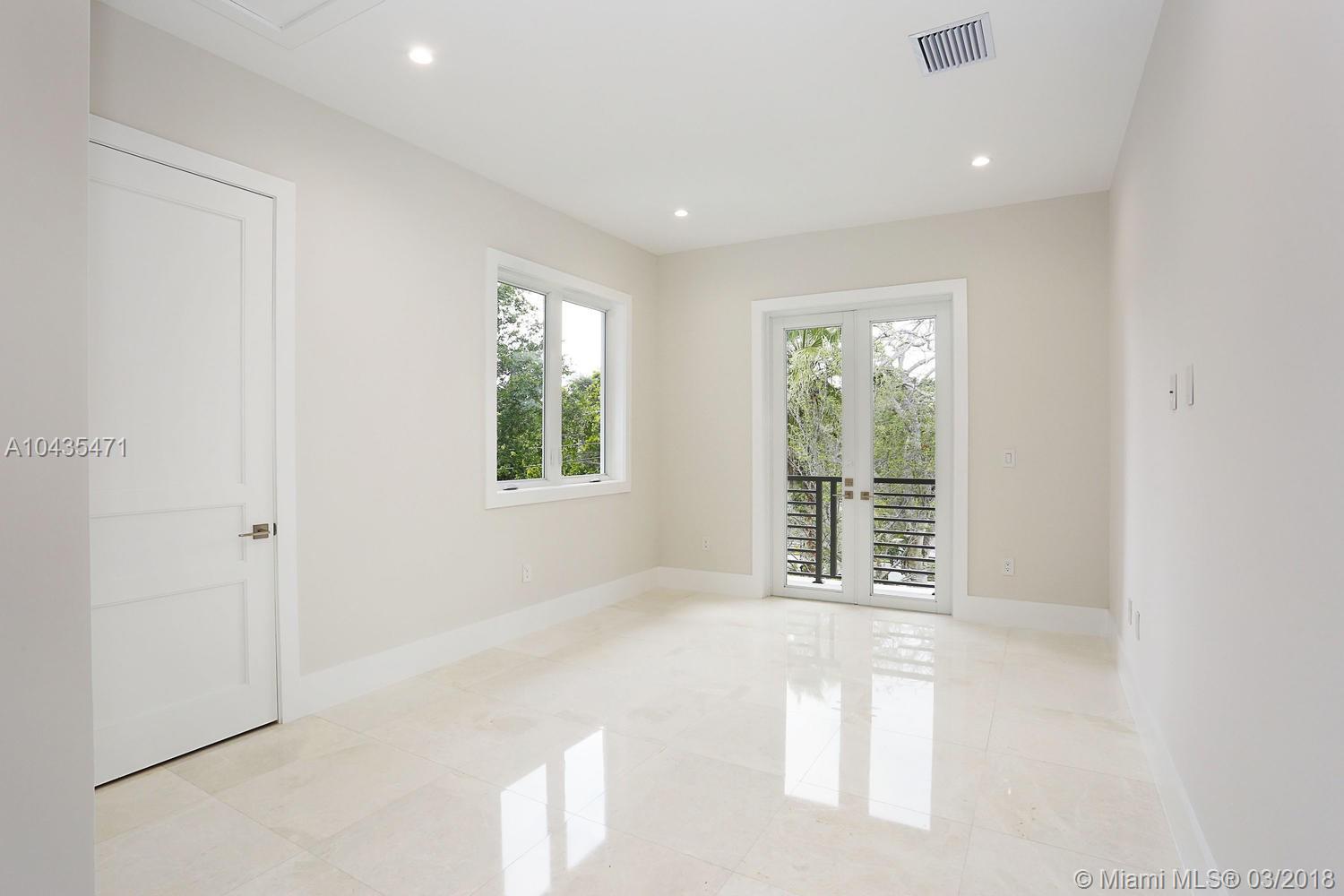 pinecrest - Residential