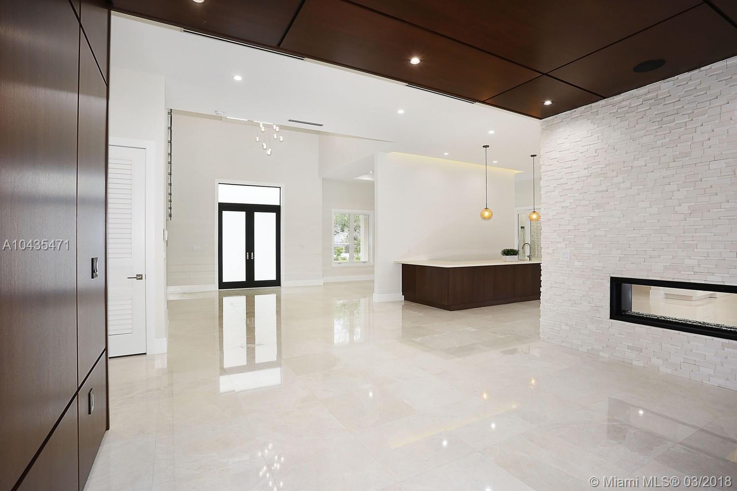 pinecrest - Residential