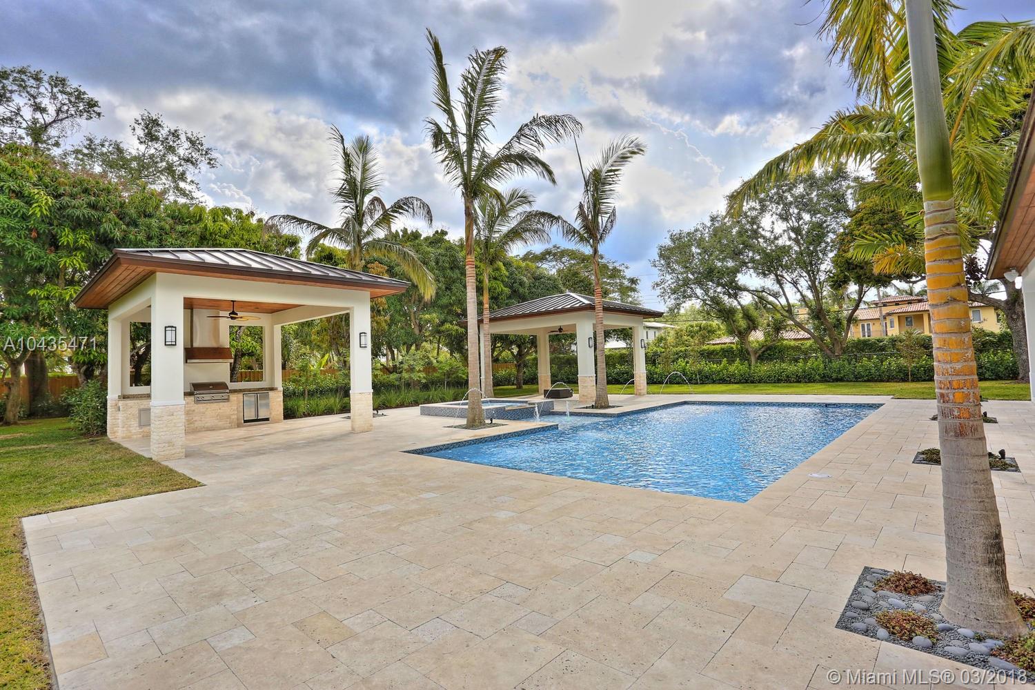pinecrest - Residential