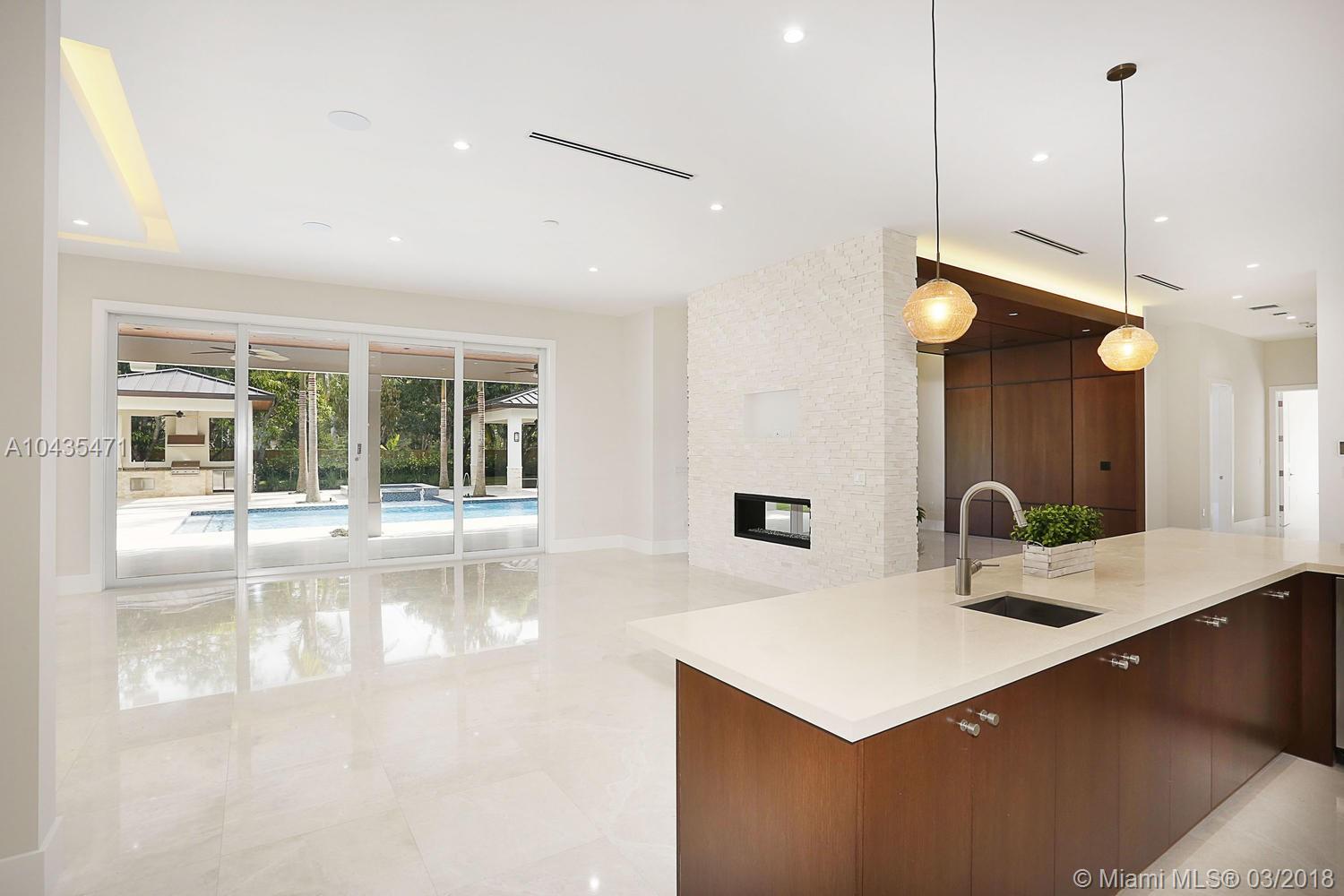 pinecrest - Residential