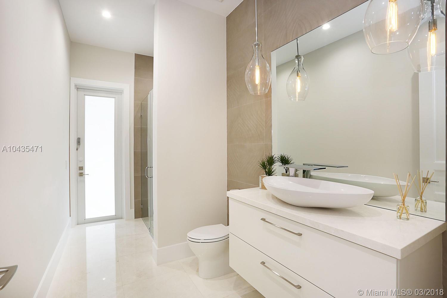 pinecrest - Residential