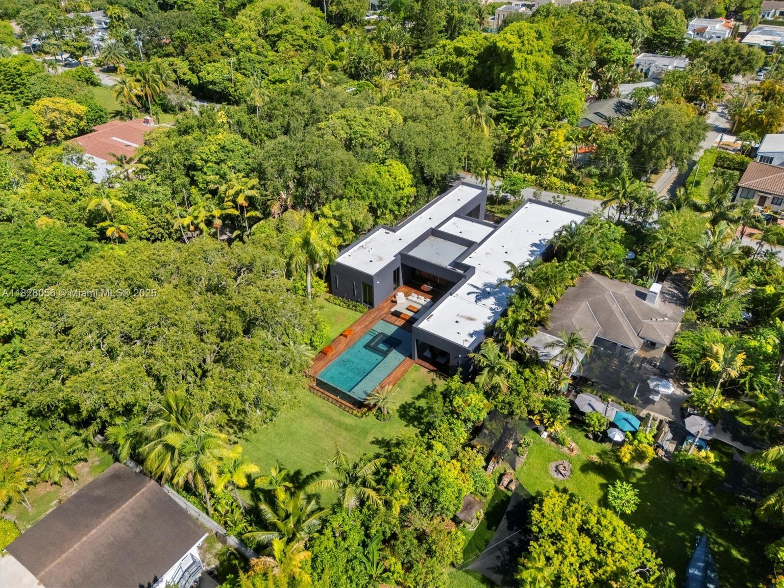 BISCAYNE HEIGHTS - Residential