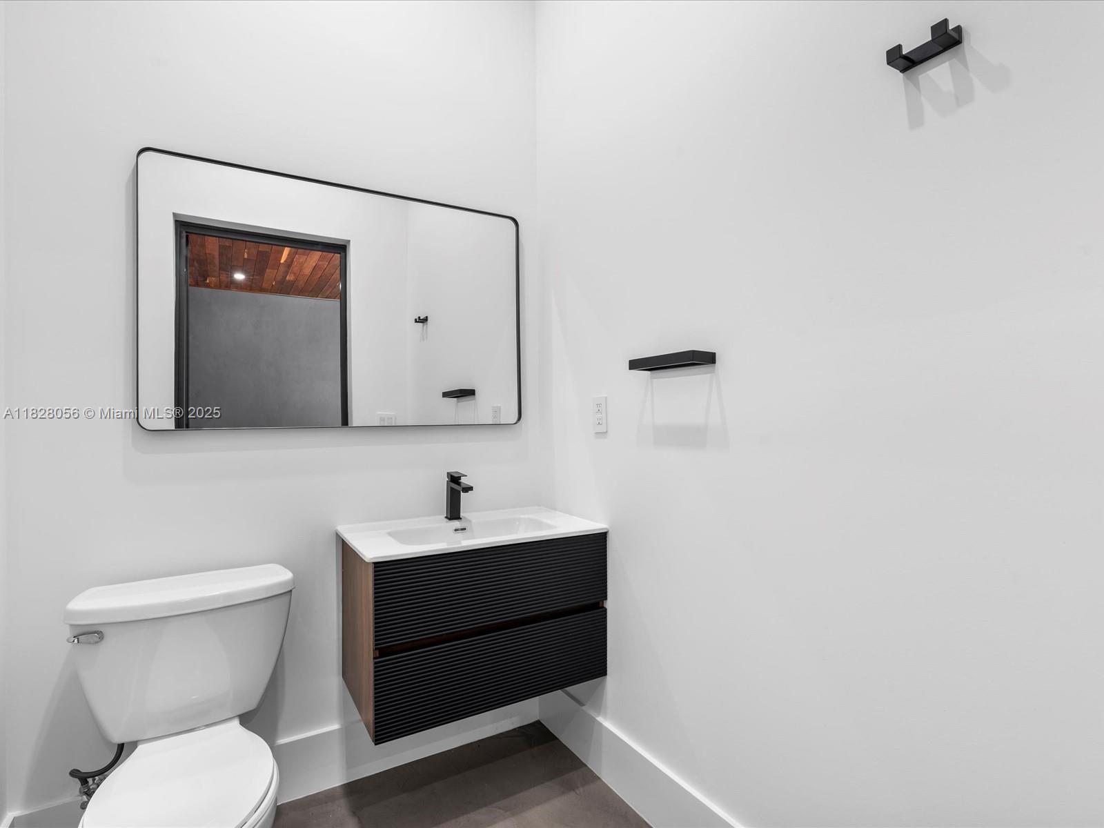 BISCAYNE HEIGHTS - Residential