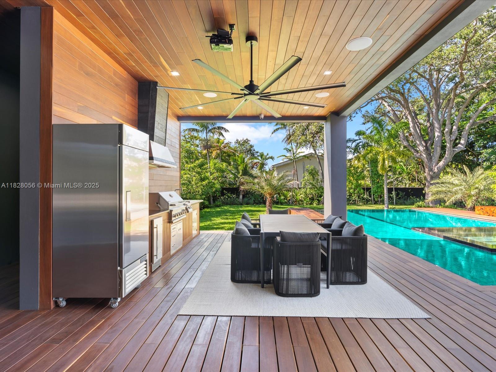 BISCAYNE HEIGHTS - Residential