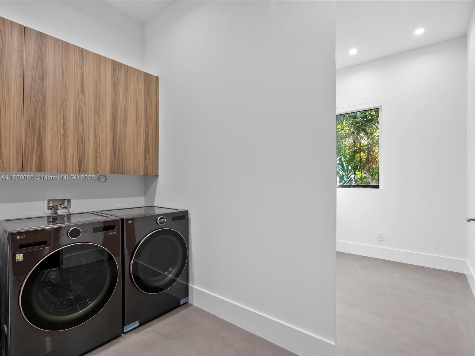 BISCAYNE HEIGHTS - Residential