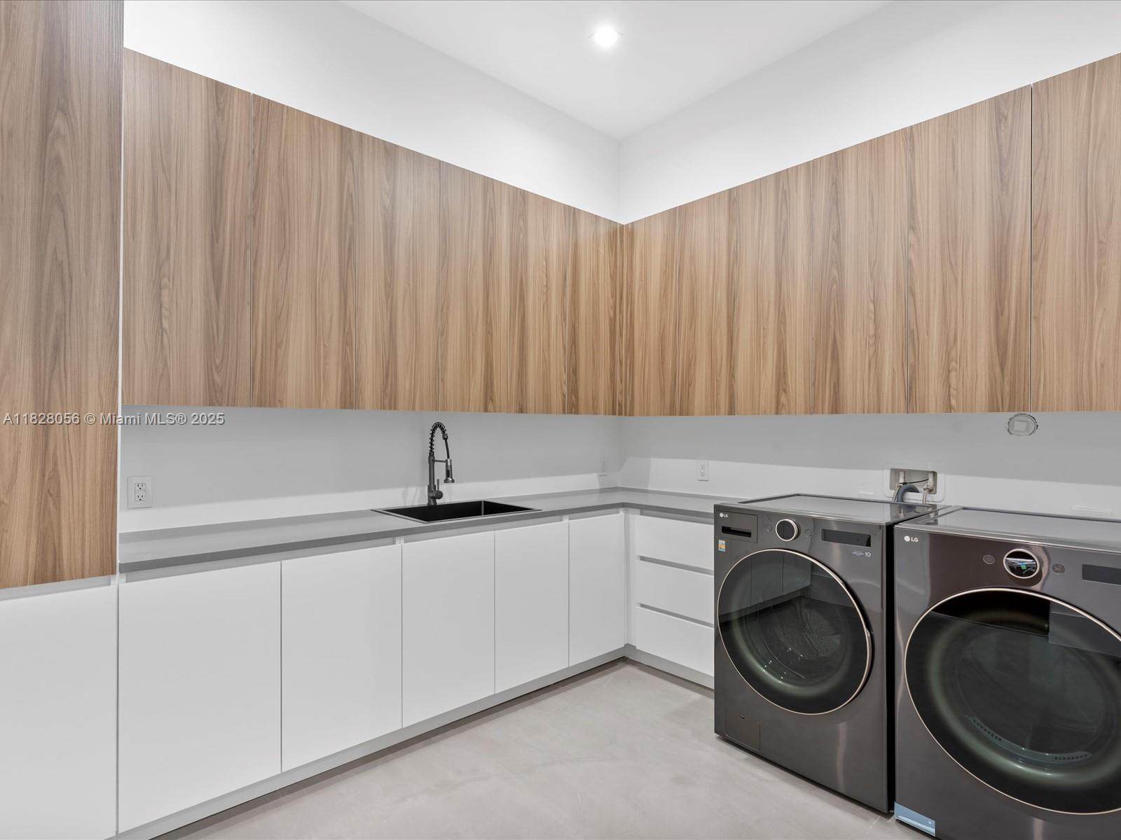 BISCAYNE HEIGHTS - Residential