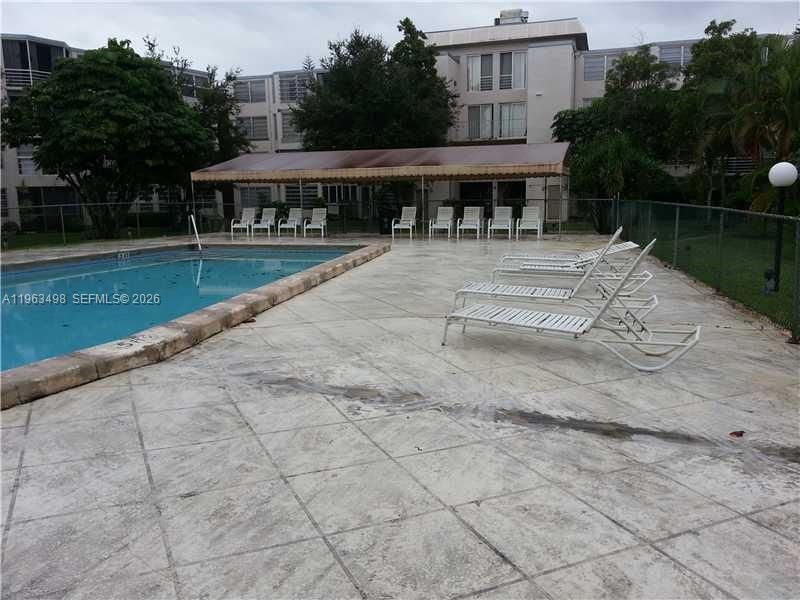 ROLLING GREEN CONDO D - Residential