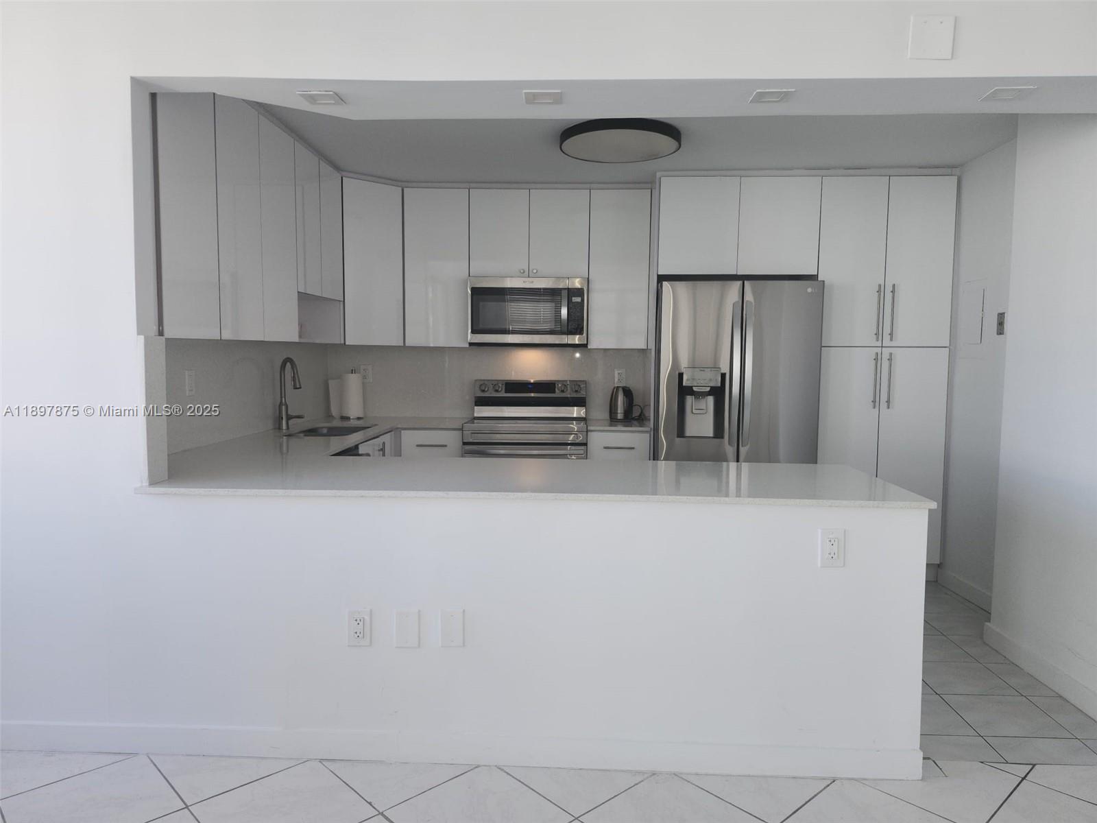 2750 NE 183rd St 1809