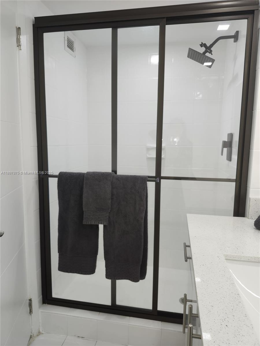 COMMODORE PLAZA CONDO - Residential Lease