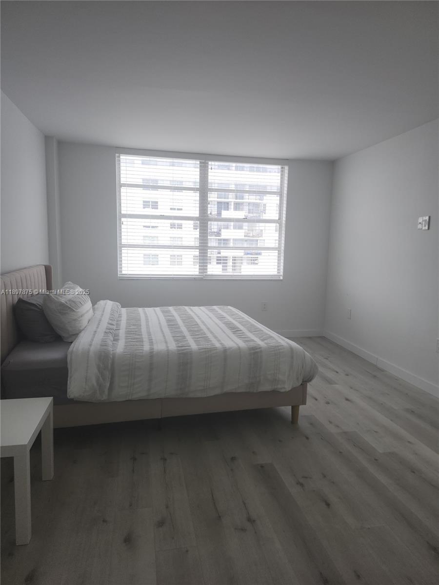 COMMODORE PLAZA CONDO - Residential Lease