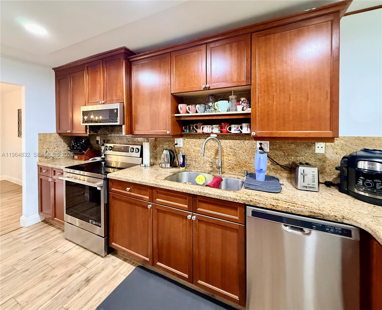 TRELLISES 4A CONDO - Residential