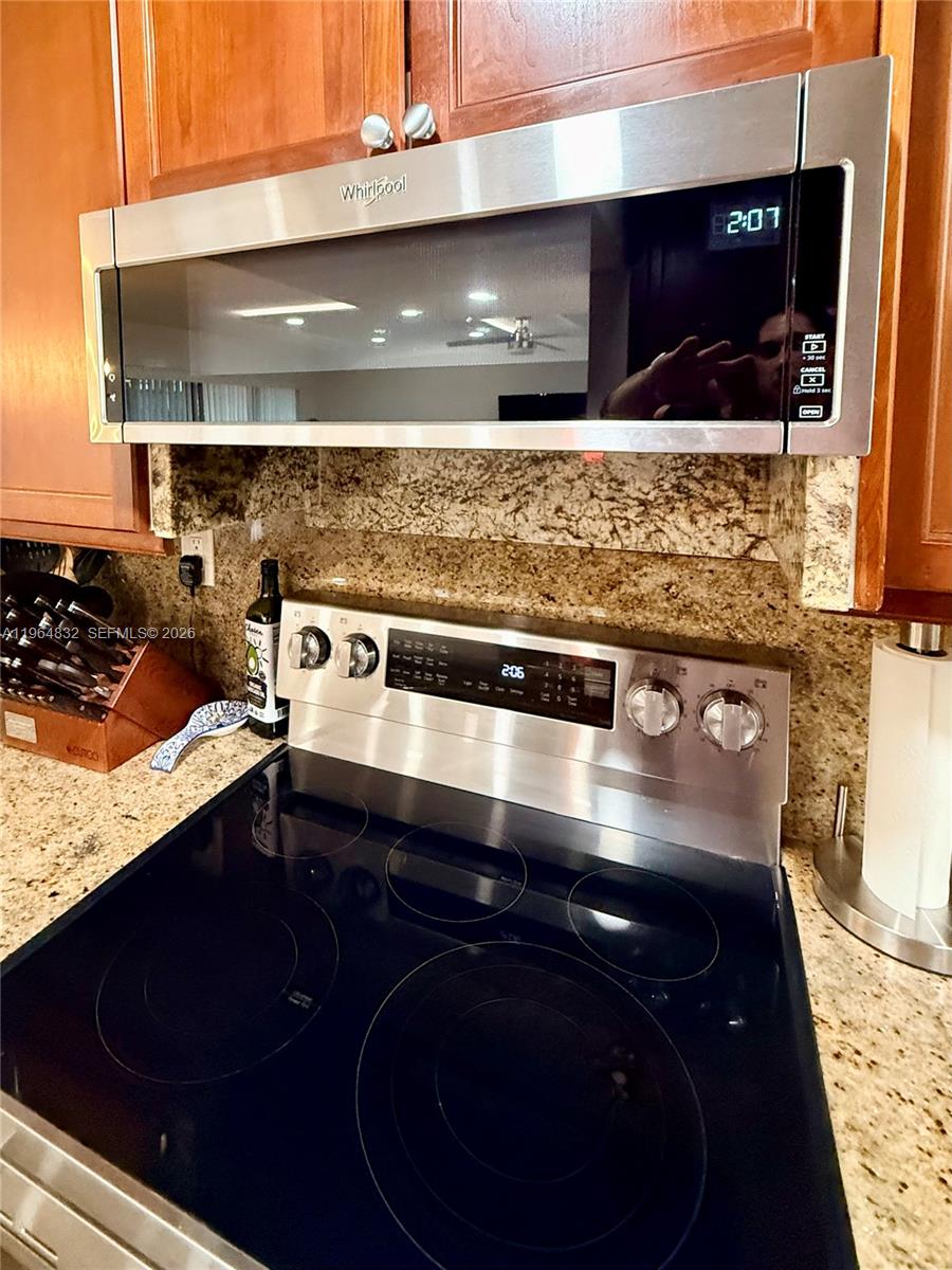 TRELLISES 4A CONDO - Residential