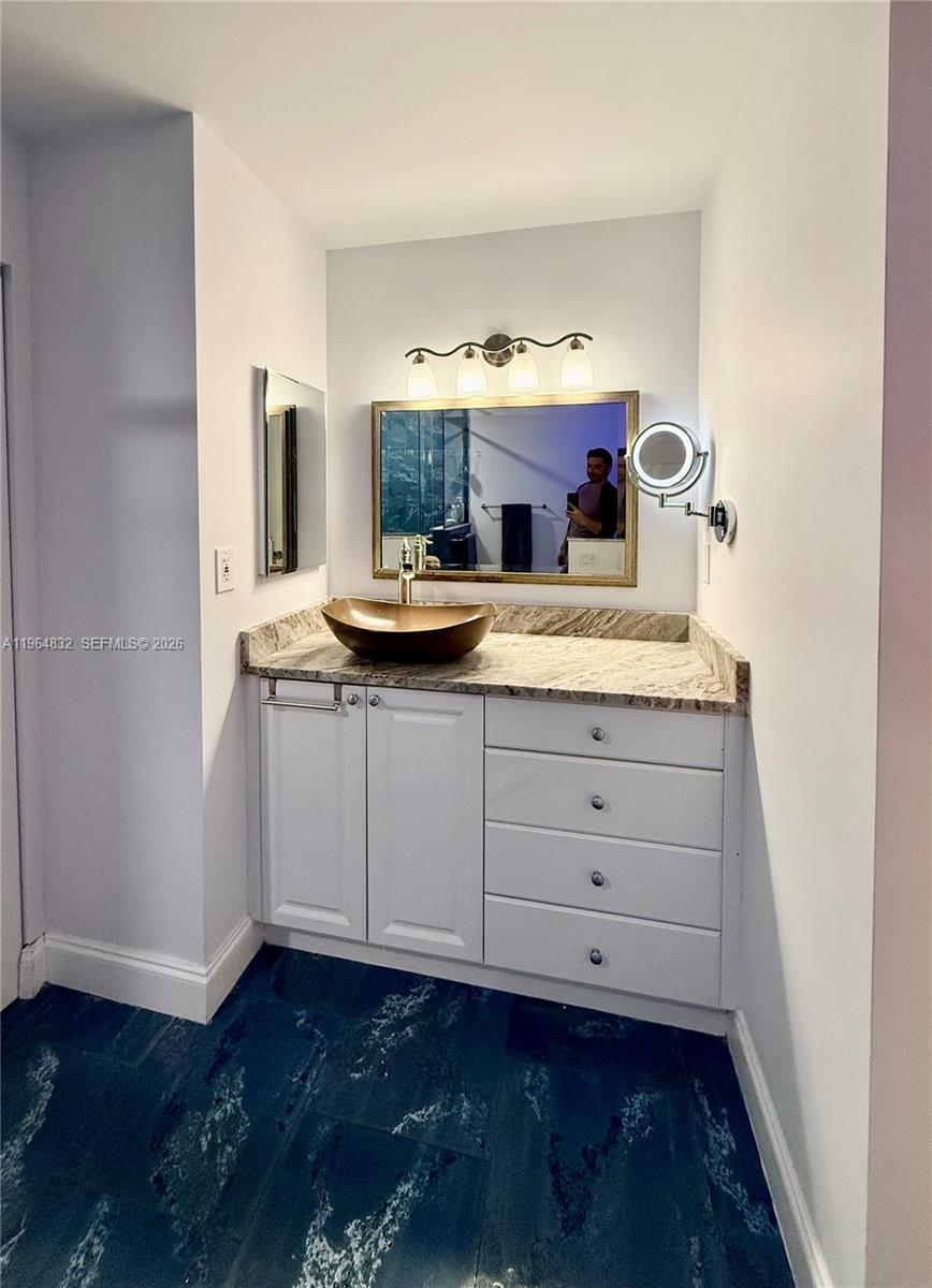 TRELLISES 4A CONDO - Residential