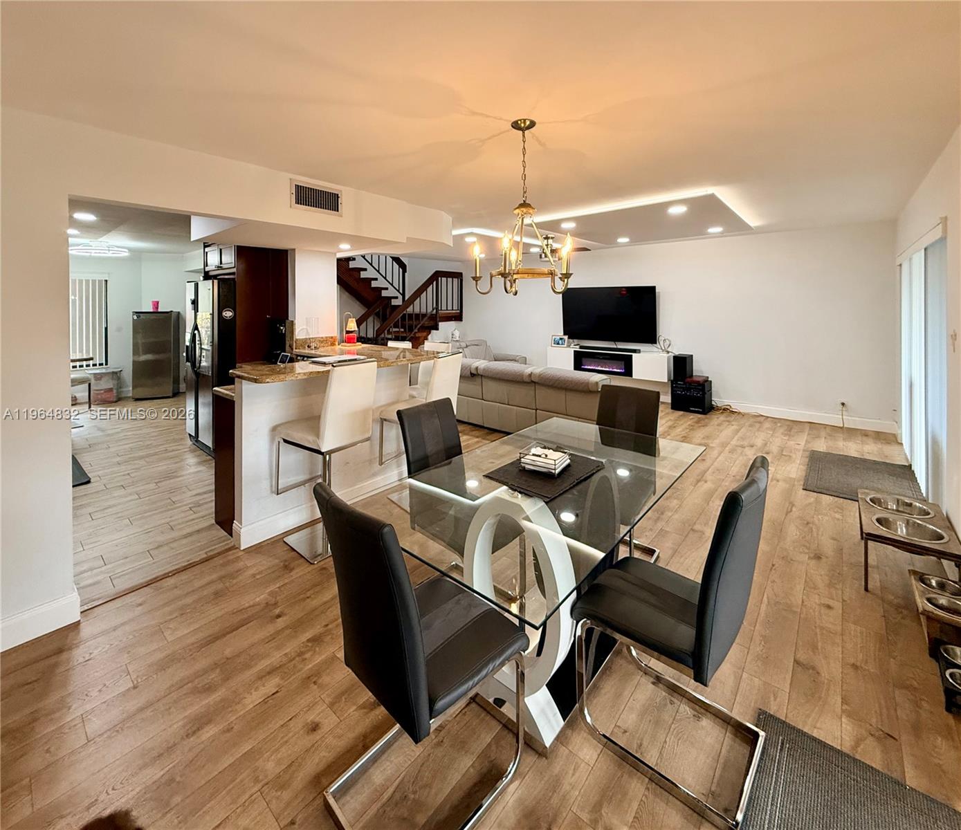 TRELLISES 4A CONDO - Residential