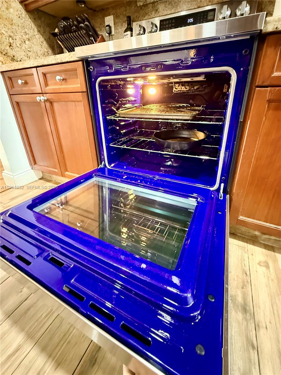 TRELLISES 4A CONDO - Residential