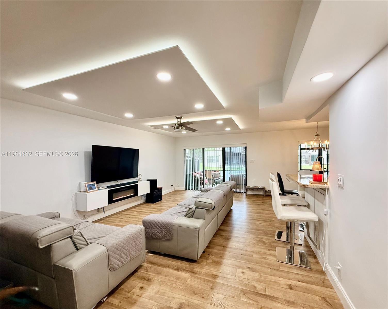 TRELLISES 4A CONDO - Residential