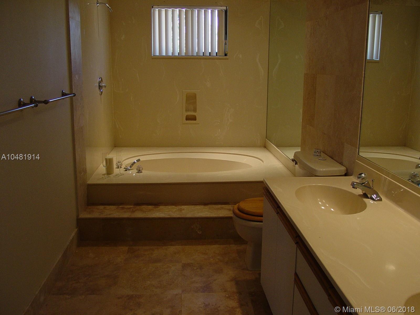 RAINWOOD EAST REPLAT - Residential