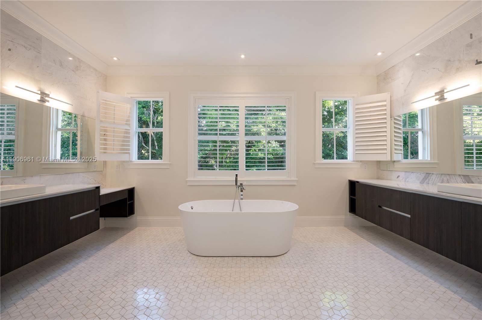 CUTLER OAKS ESTATES - Residential