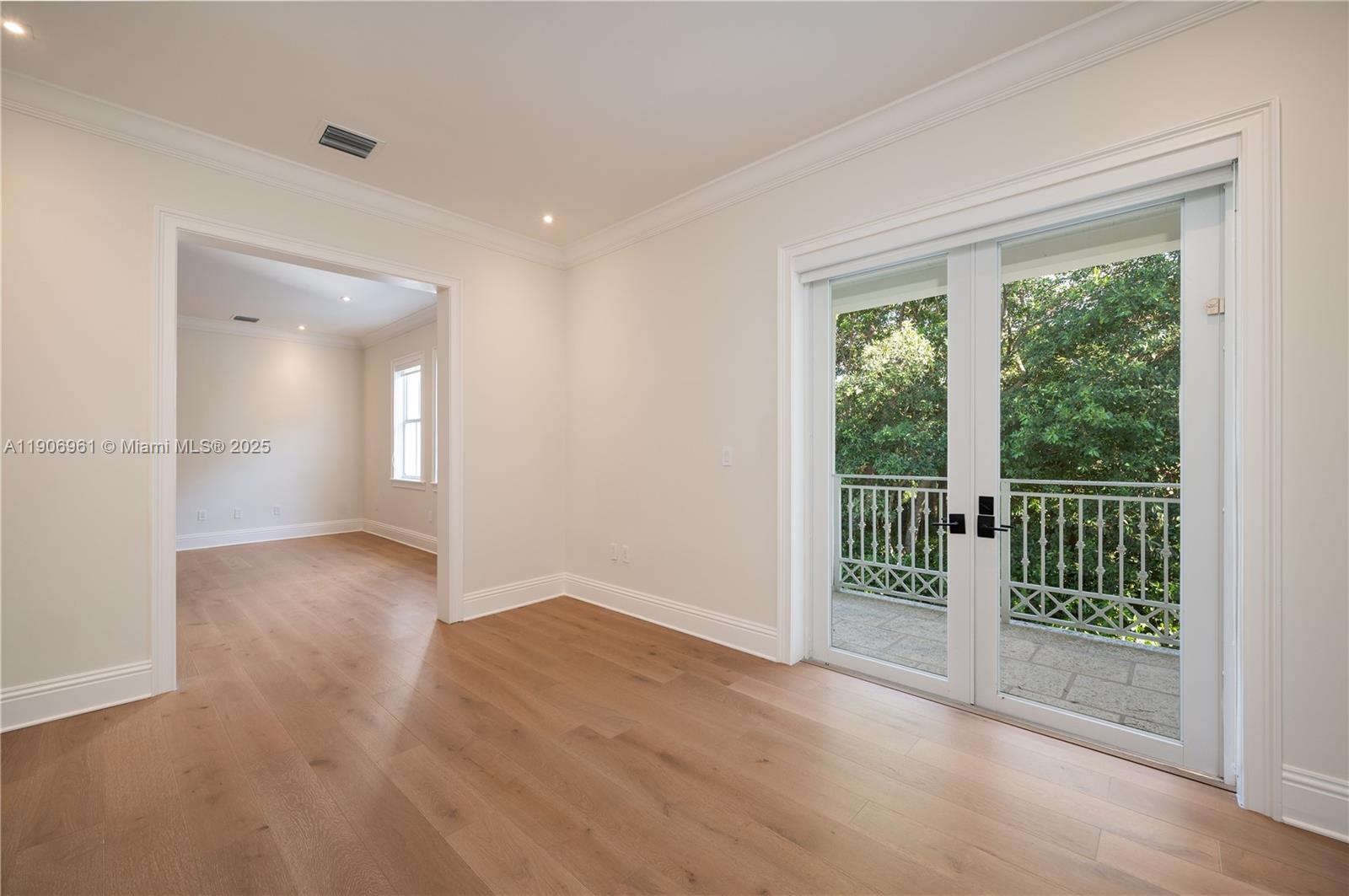 CUTLER OAKS ESTATES - Residential